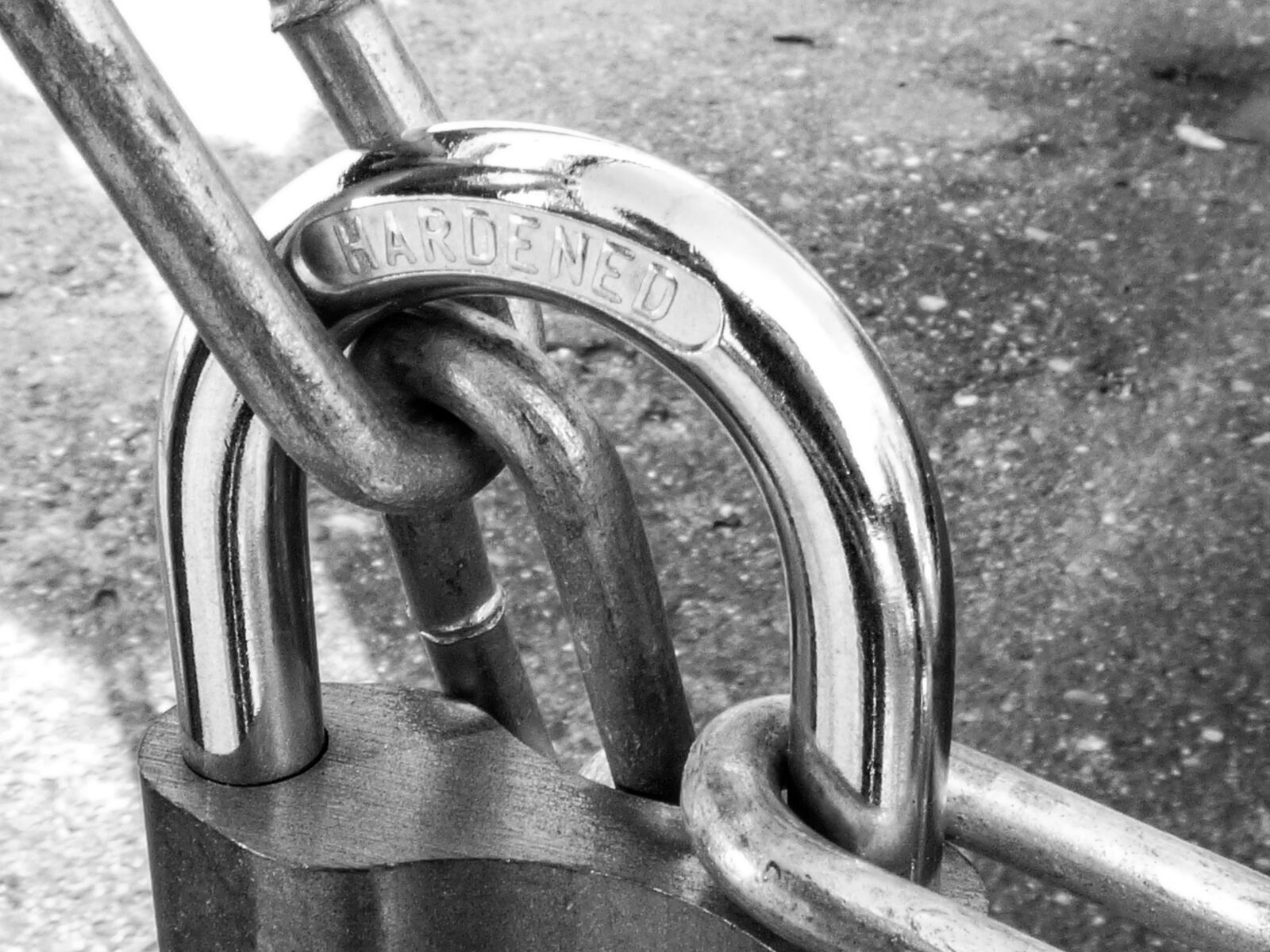 Panasonic DMC-FZ72 sample photo. Padlock, lock, metal photography