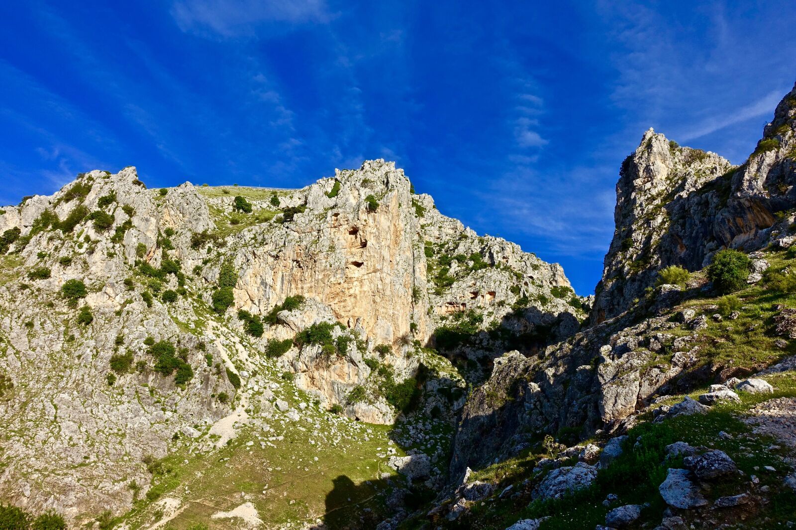 Sony Cyber-shot DSC-RX100 III sample photo. Mountains, scenery, landscape photography