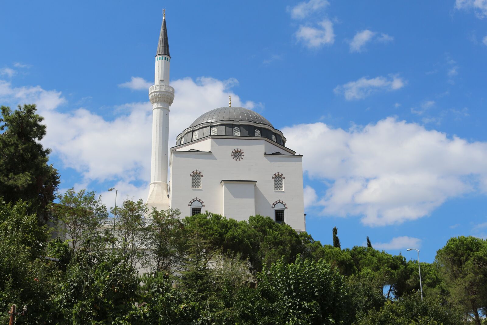 Canon EOS 700D (EOS Rebel T5i / EOS Kiss X7i) sample photo. Mosque, dome, mineral blocks photography