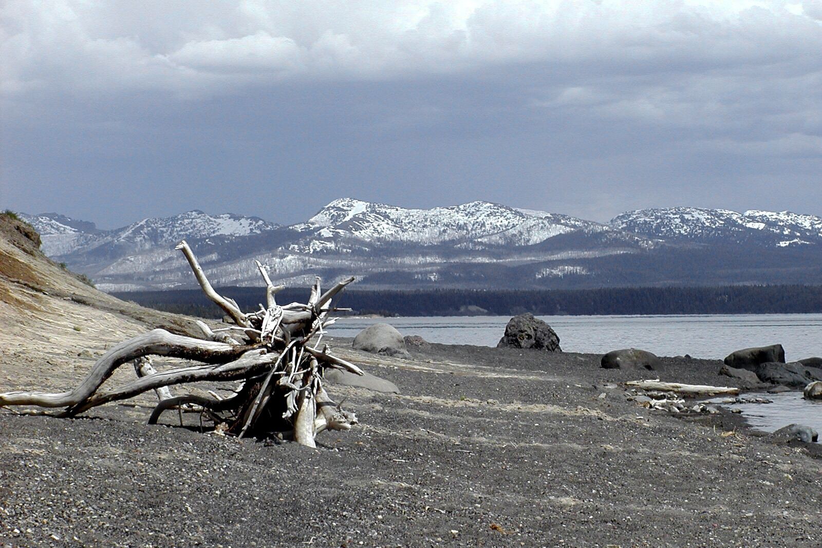 Olympus C2100UZ sample photo. Yellowstone lake, wyoming, usa photography