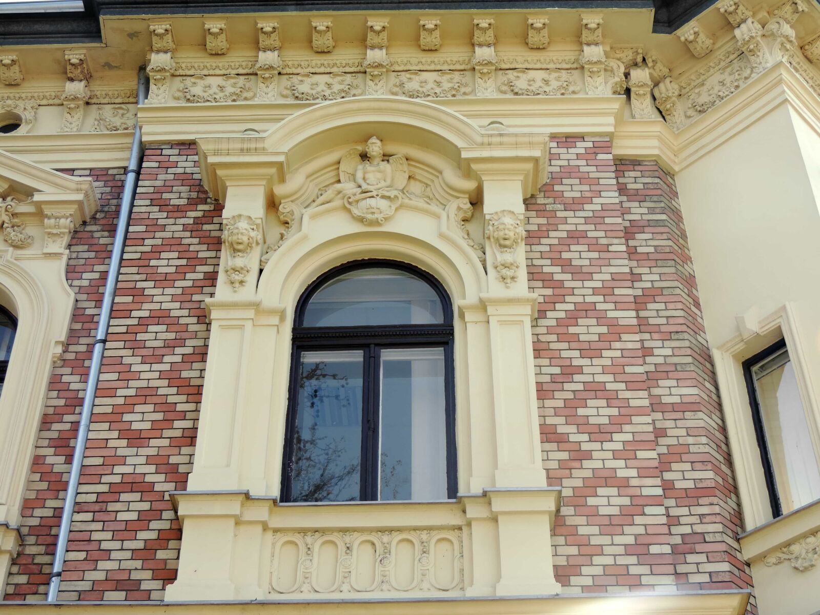 Nikon Coolpix P520 sample photo. Baroque, facade, architecture, building photography