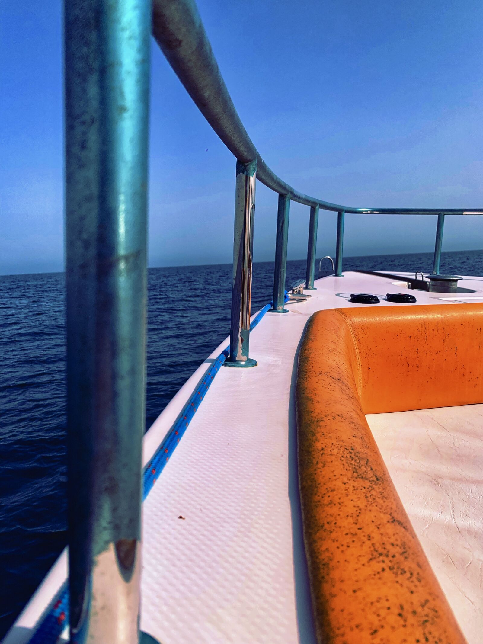 Apple iPhone XR sample photo. Boat, sea, water photography