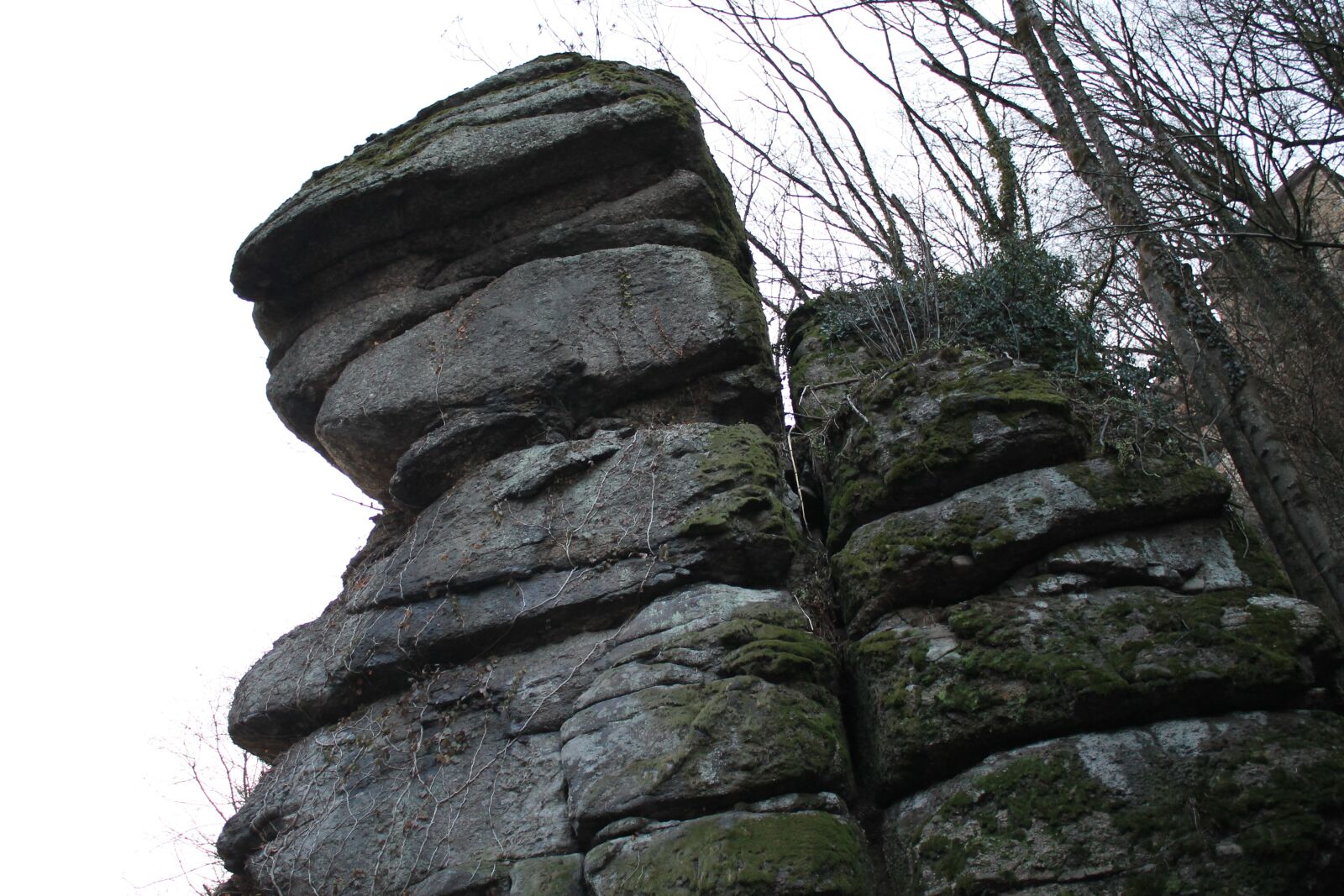 Canon EOS 1100D (EOS Rebel T3 / EOS Kiss X50) sample photo. Rattleback, rock, gorge photography