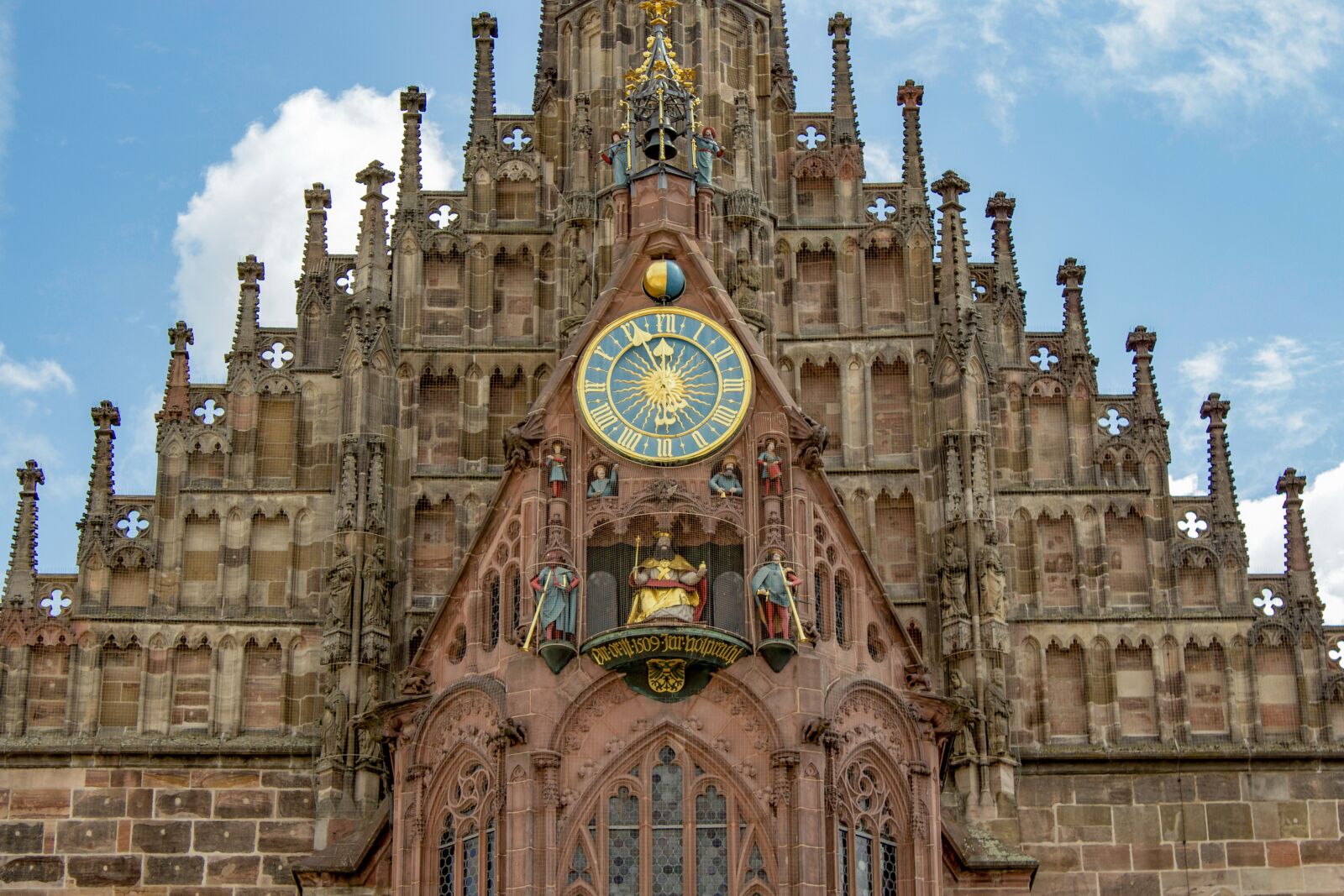 Canon EOS 1200D (EOS Rebel T5 / EOS Kiss X70 / EOS Hi) sample photo. Nuremberg, church, historically photography