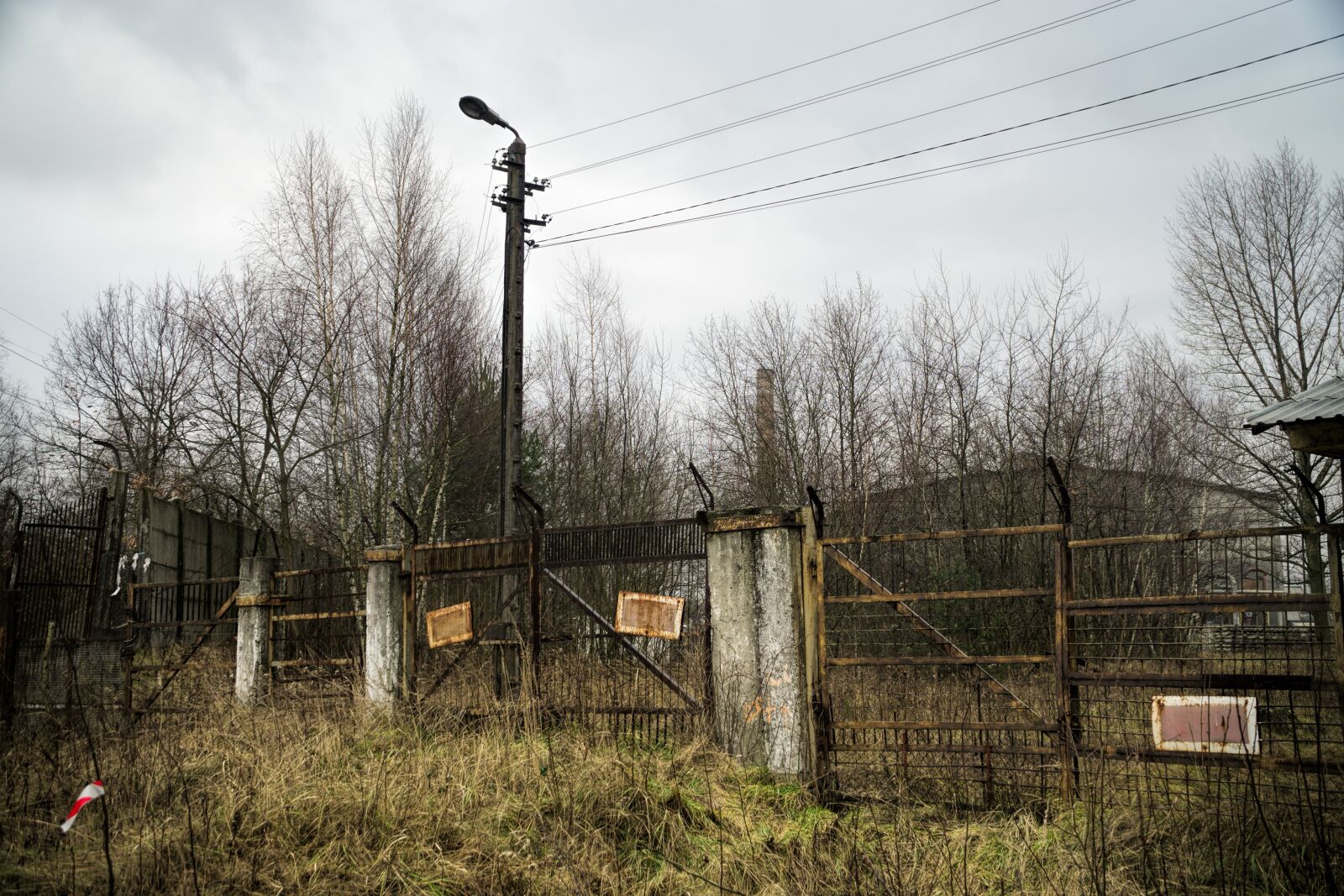 Sony a6000 sample photo. Gateway, factory, crash photography