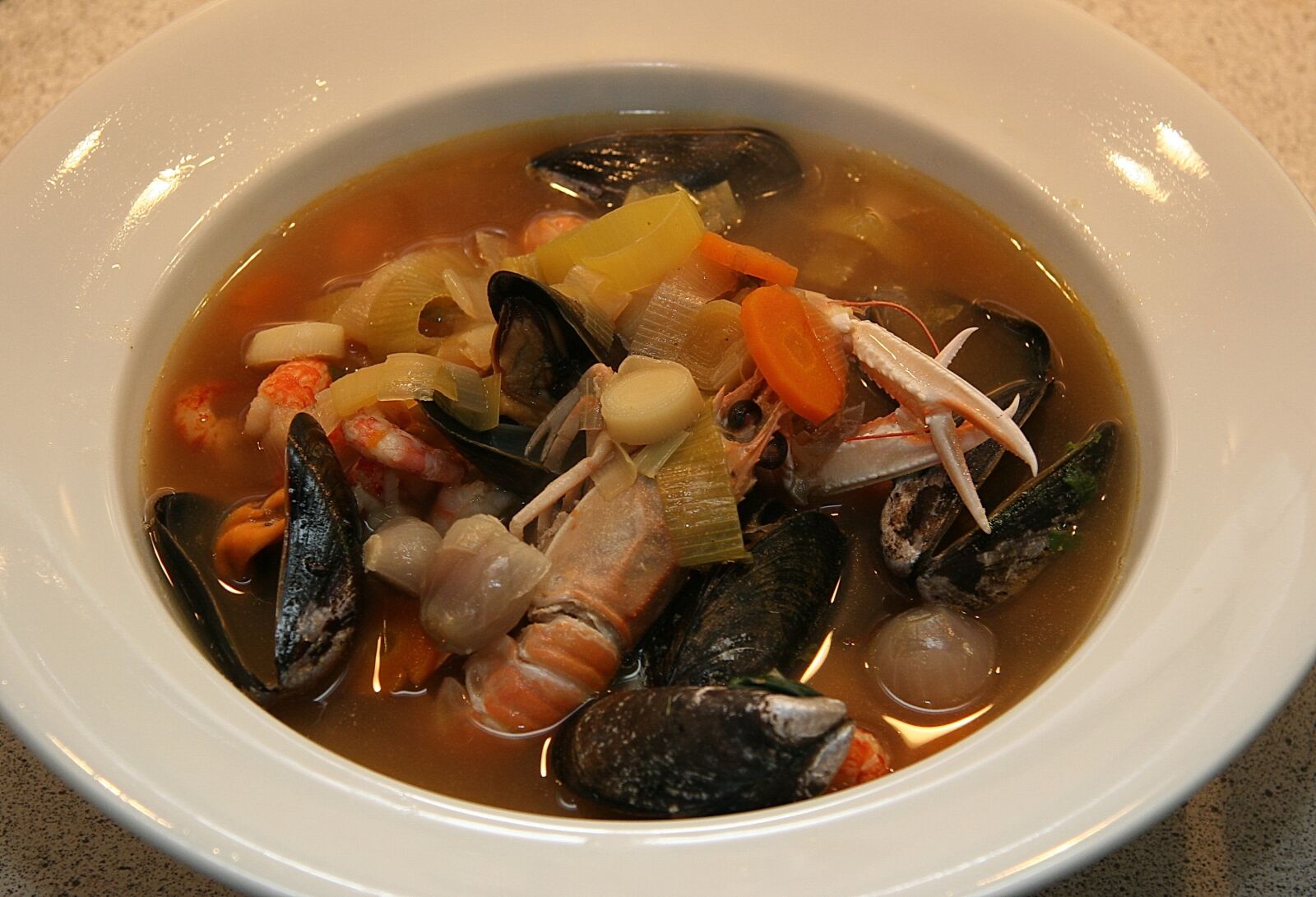 Canon EOS 20D sample photo. French bouillabaisse fish soup photography