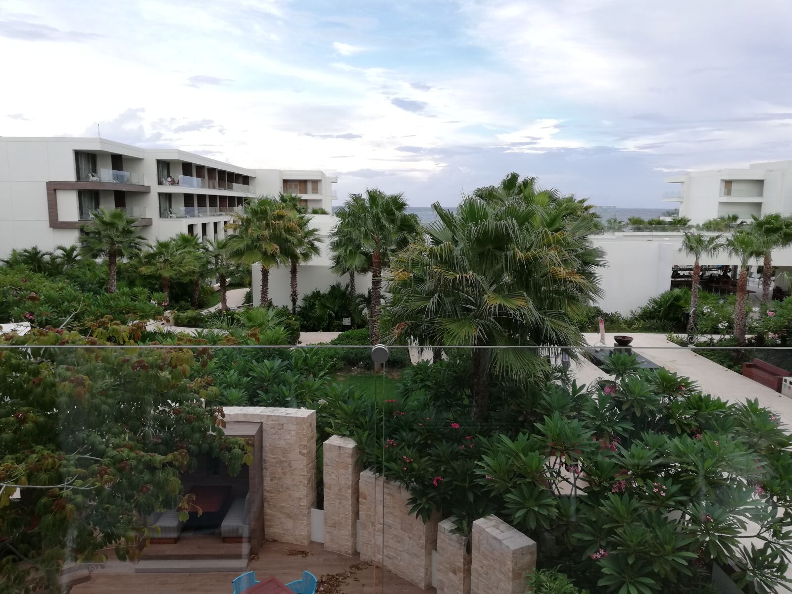 HUAWEI Mate 10 Lite sample photo. Playa, jardin, garden photography