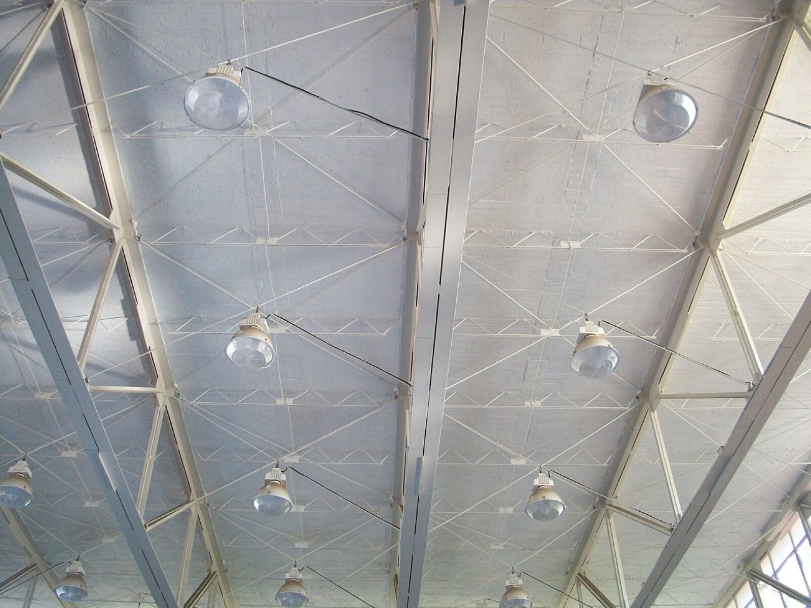 Kodak EASYSHARE M340 DIGITAL CAMERA sample photo. Ceiling, lights, lighting photography