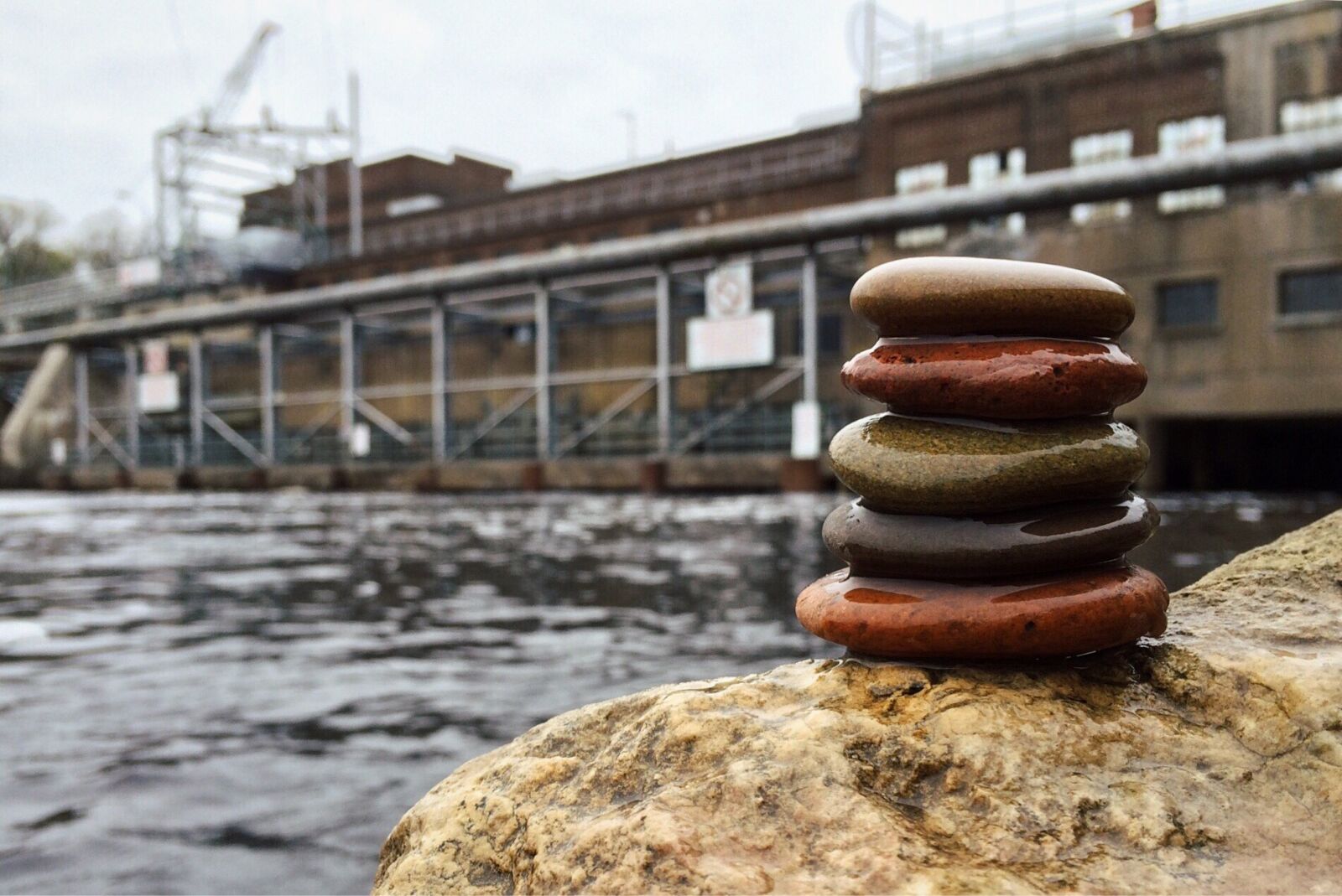 iPhone 5s back camera 4.15mm f/2.2 sample photo. Rock, balance, zen photography