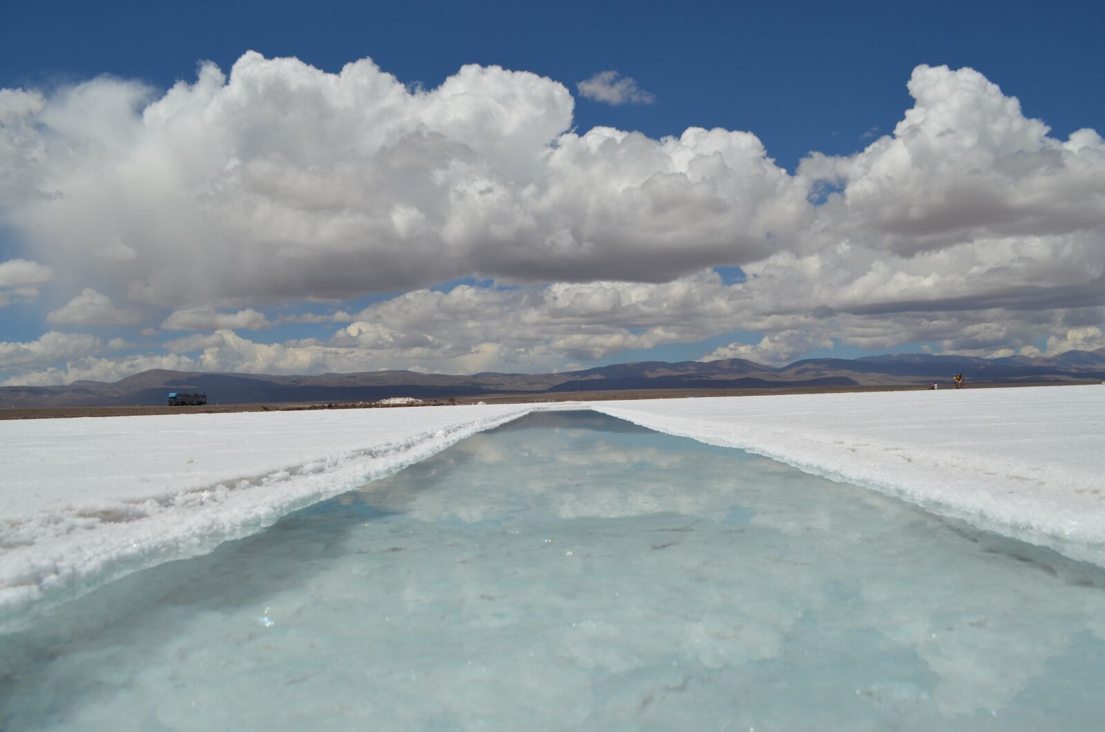Nikon D5100 sample photo. Salinas, water, clouds photography