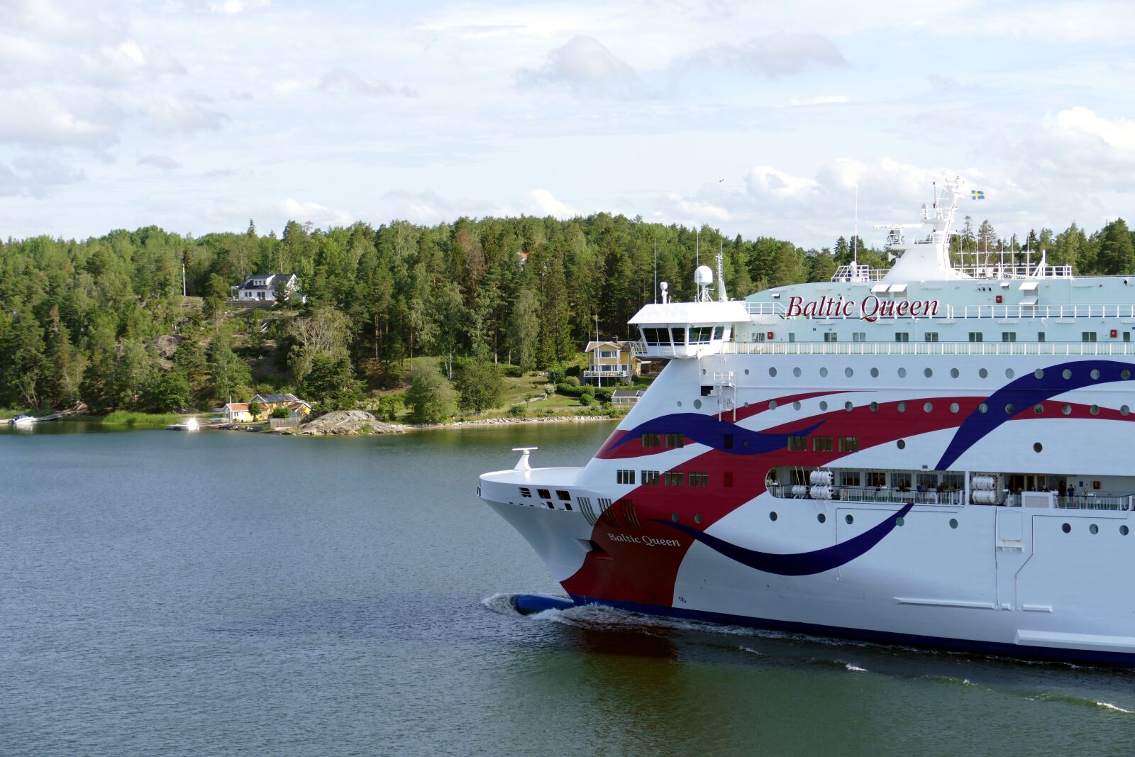 Panasonic Lumix DMC-FZ1000 sample photo. Sweden, ferry, ship photography