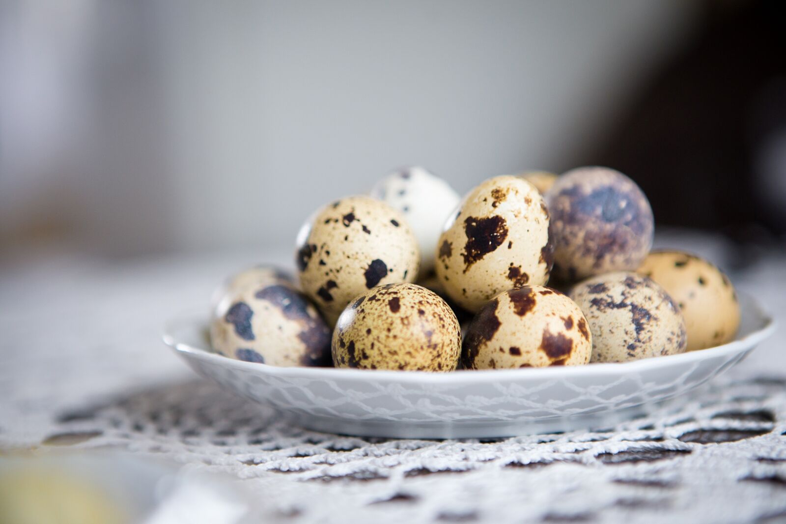 Canon EOS 6D + Canon EF 24-70mm F2.8L USM sample photo. Eggs, table, plate photography