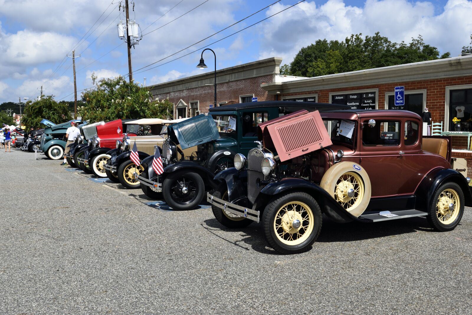 Nikon D3300 sample photo. Vintage cars, show, drive photography