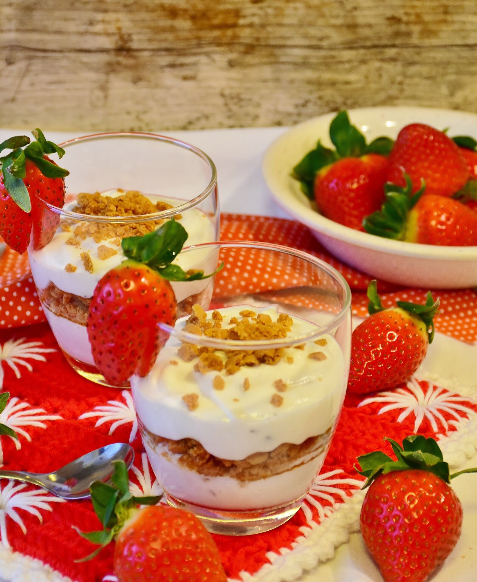 Nikon D7200 sample photo. Strawberry dessert, strawberries, dessert photography
