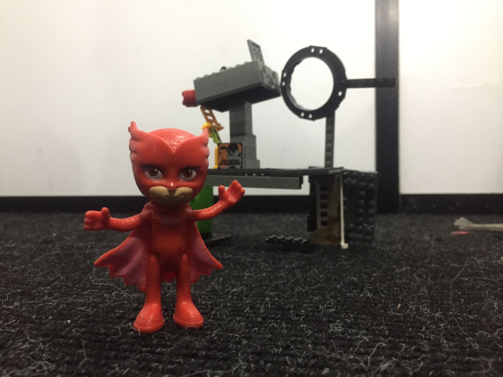 Apple iPhone 6 sample photo. Micromundos, lego, ironcat photography