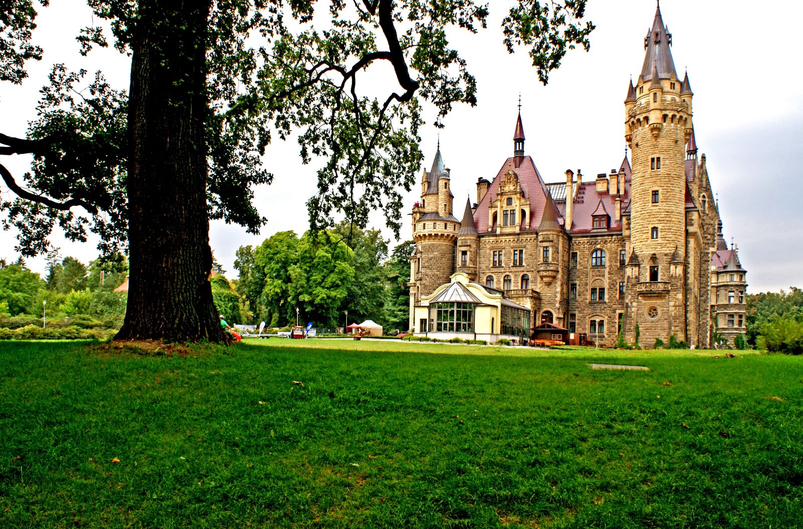Sony Alpha DSLR-A100 sample photo. Scrotum, pomorskie, castle photography