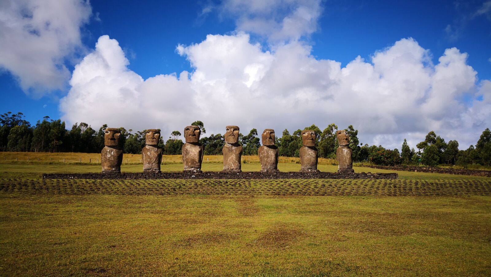 HUAWEI Mate 10 sample photo. Easter island, the pacific photography