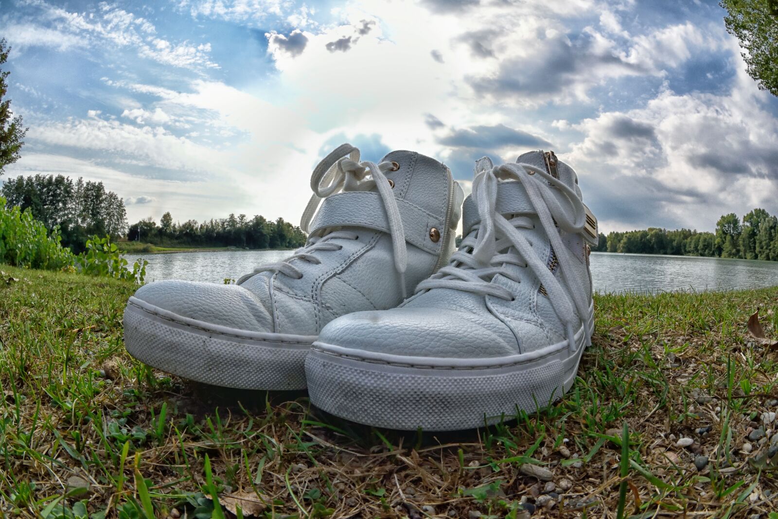 Nikon D3300 sample photo. Autumn, shoes, leaves photography