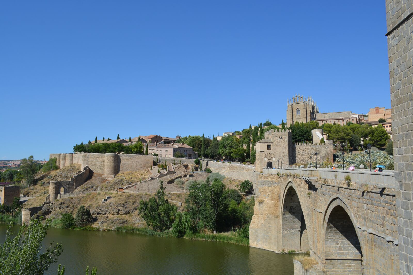 Nikon D5200 sample photo. The city of toledo photography