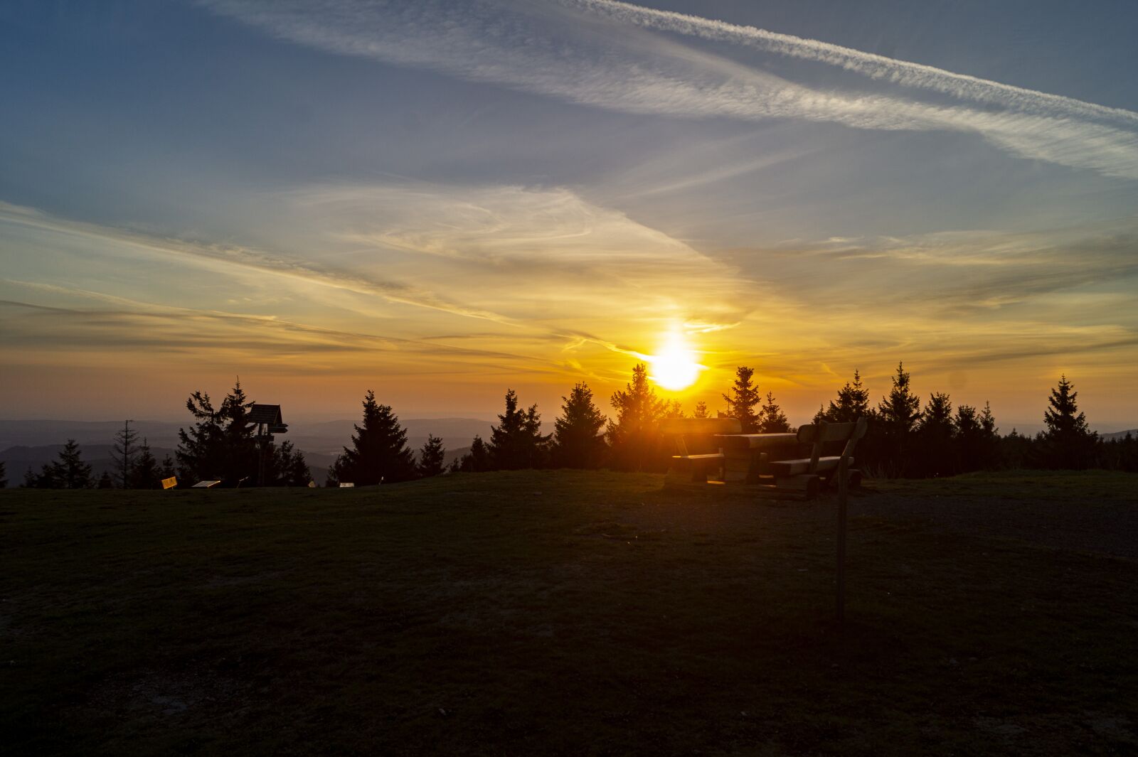 Sony DT 18-55mm F3.5-5.6 SAM II sample photo. Sunrise, landscape, mountains photography
