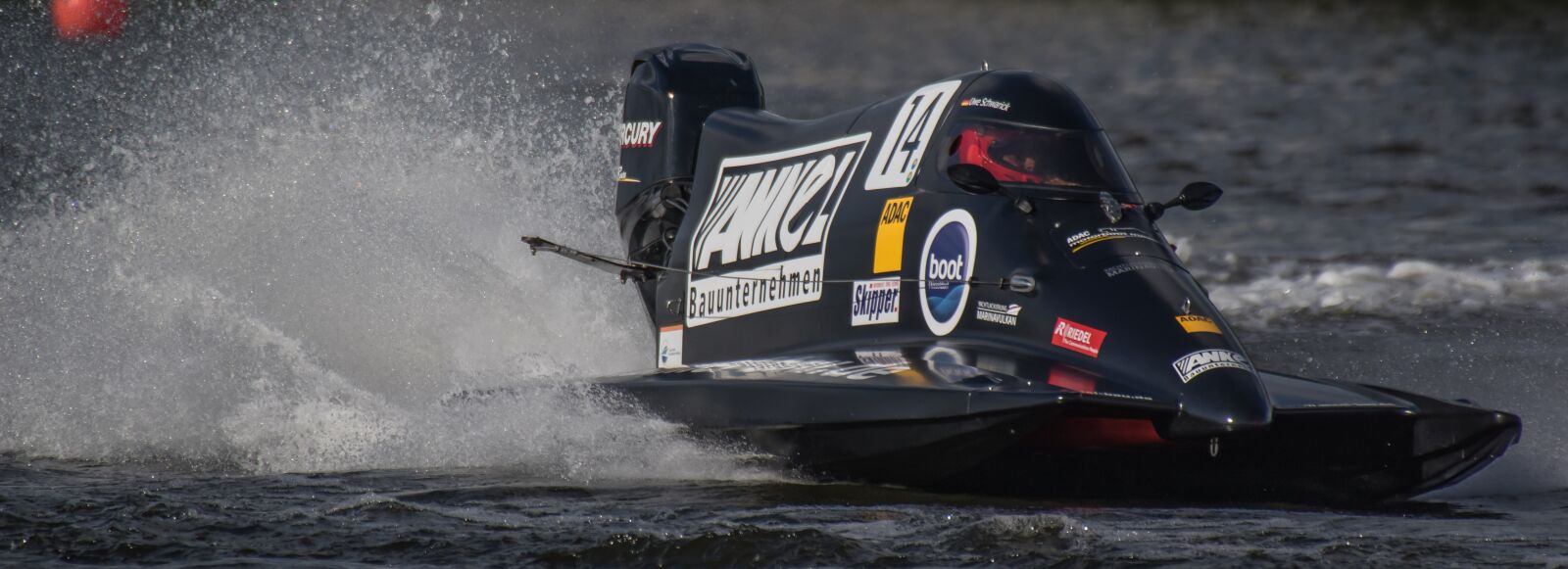 Pentax K-3 sample photo. Motor racing boat, race photography