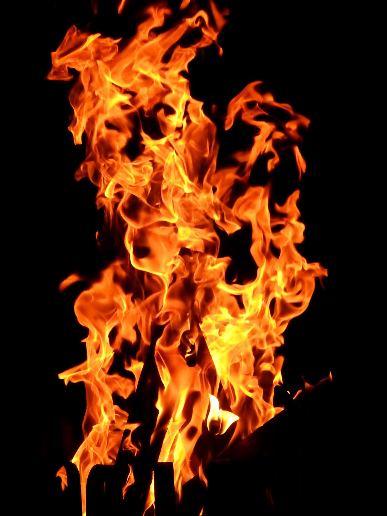 Nikon Coolpix P900 sample photo. Fire, flame, burn photography
