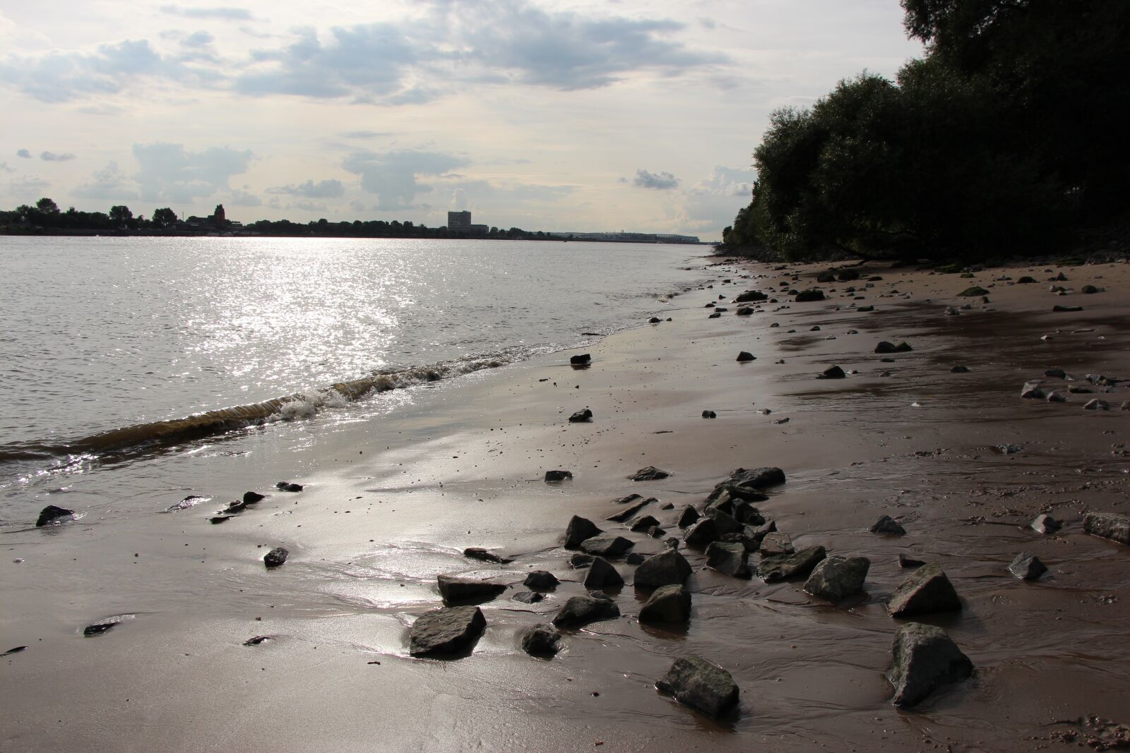 Canon EOS 650D (EOS Rebel T4i / EOS Kiss X6i) sample photo. Elbe, elbe beach, beautiful photography