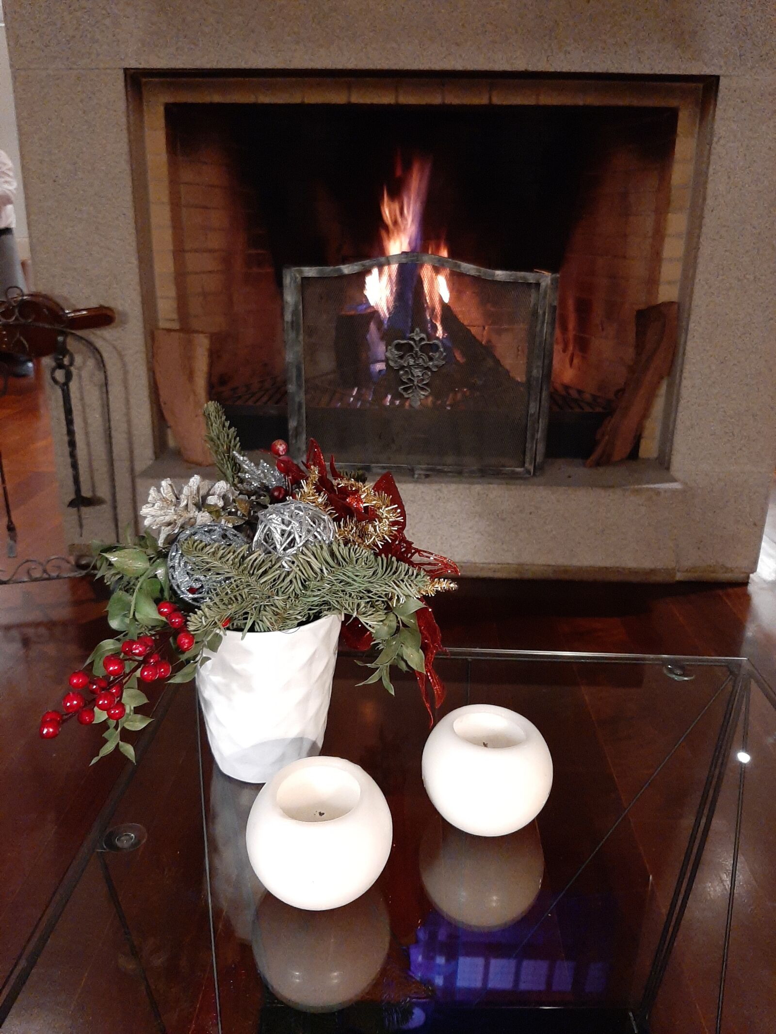Samsung Galaxy A50 sample photo. Fireplace, christmas, decoration photography