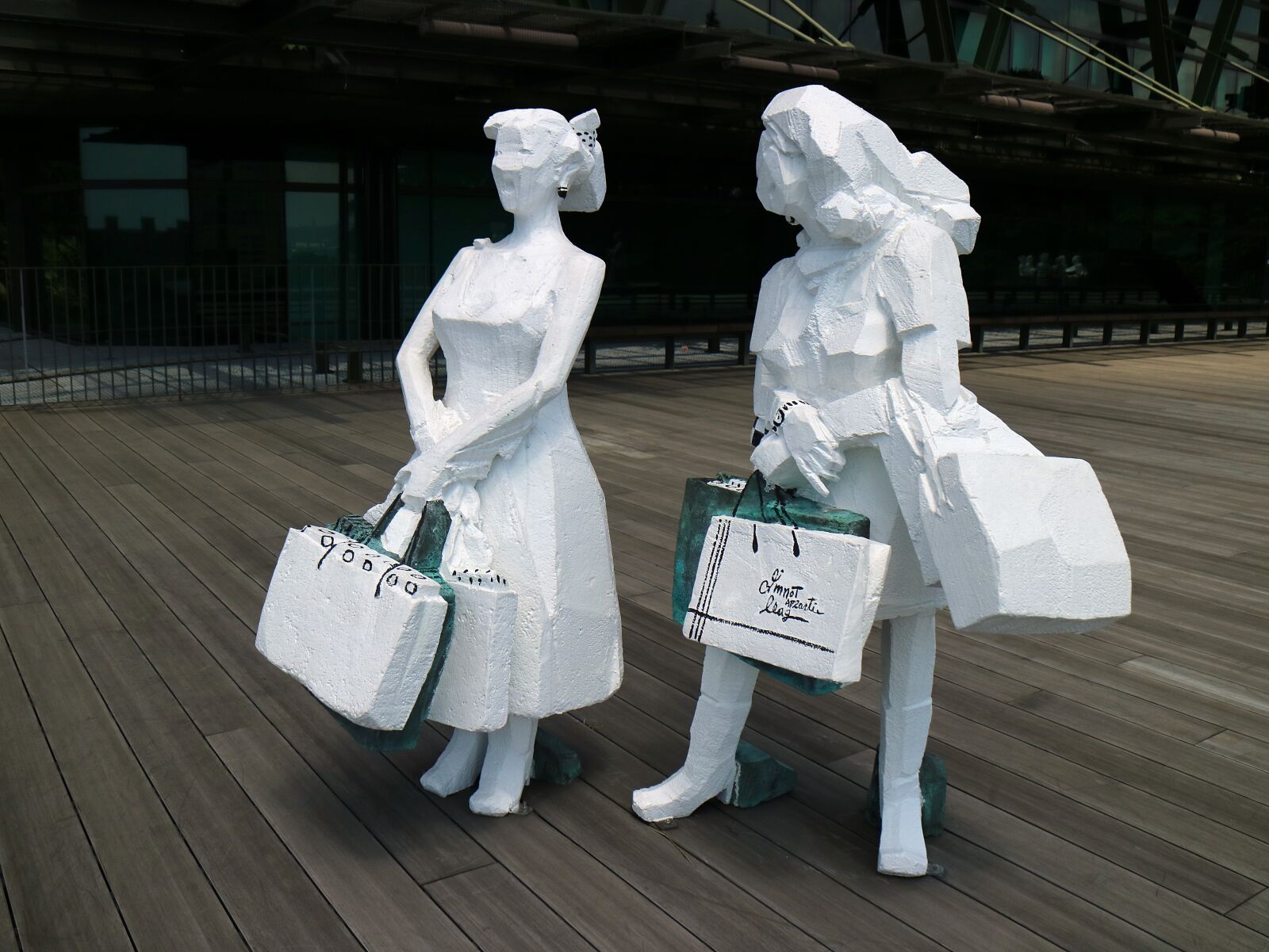 Canon EOS M3 sample photo. Shopping, friends, taiwan fresh photography