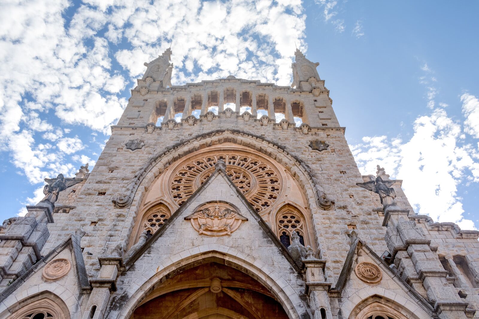 Canon EOS 750D (EOS Rebel T6i / EOS Kiss X8i) sample photo. Mallorca, sóller, architecture photography