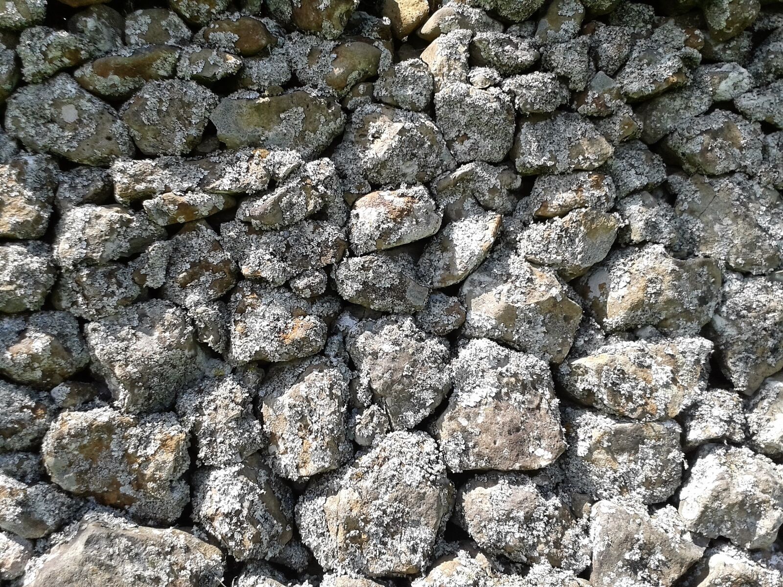 Samsung Galaxy S3 Mini sample photo. Rock wall, nature, stones photography