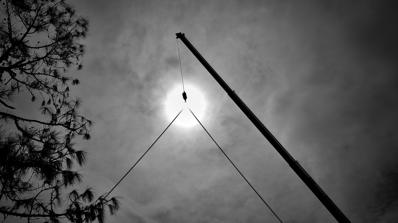Samsung Galaxy Note4 sample photo. Construction, work, crane photography