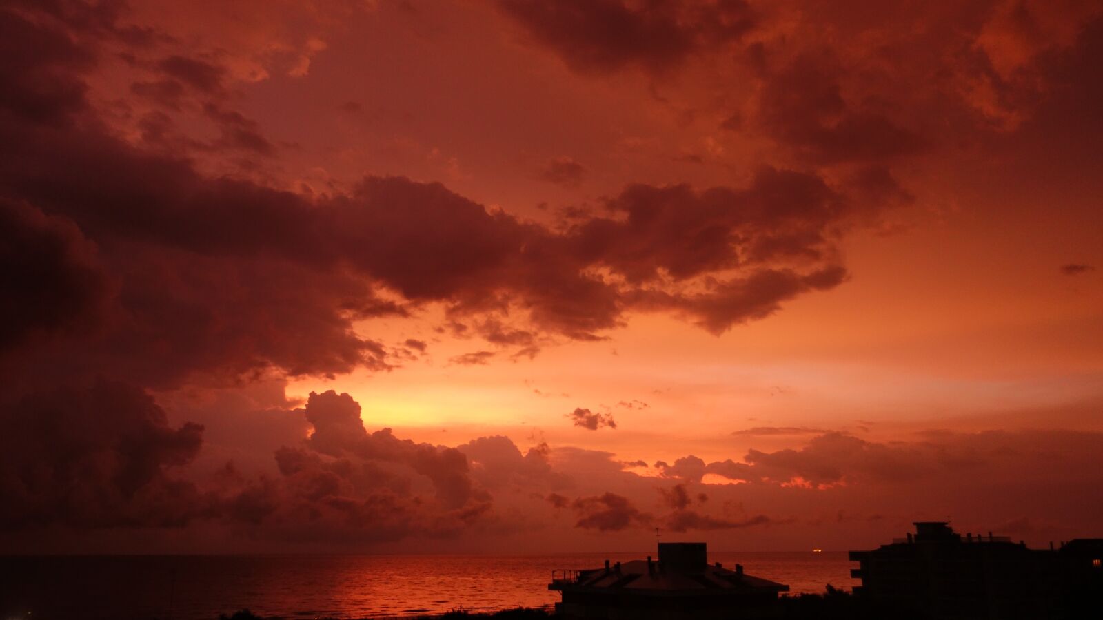 Sony Cyber-shot DSC-RX100 II sample photo. Sunrise, clouds, sea photography