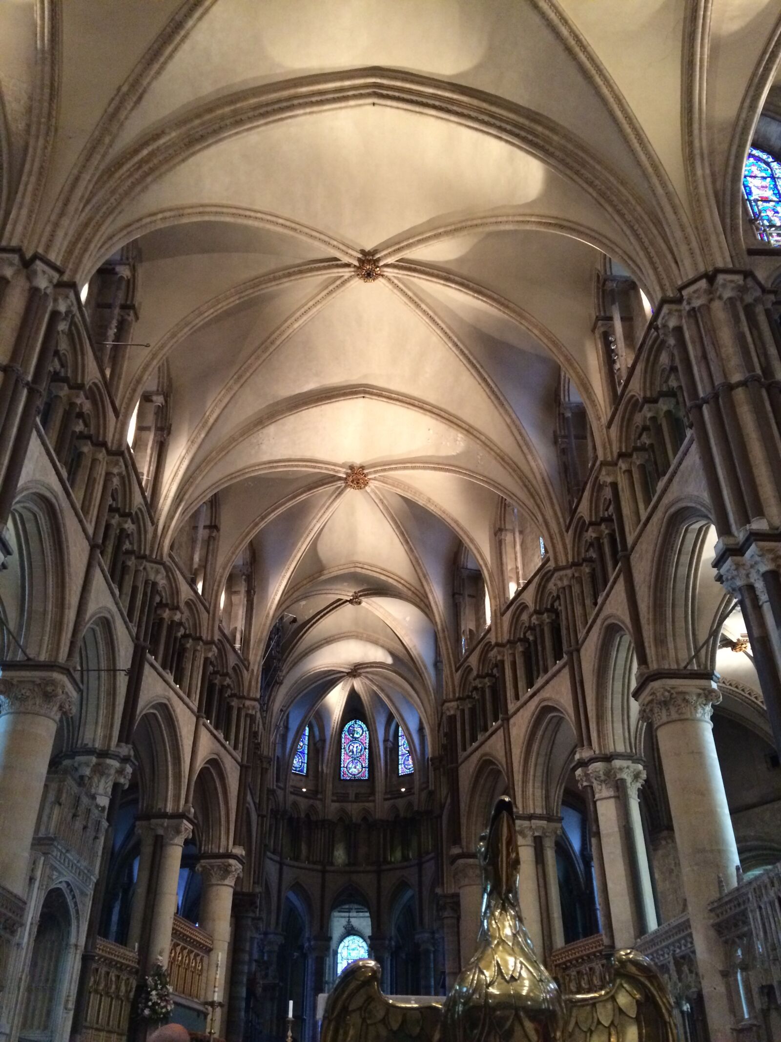 iPhone 5s back camera 4.15mm f/2.2 sample photo. London, architecture, the cathedral photography