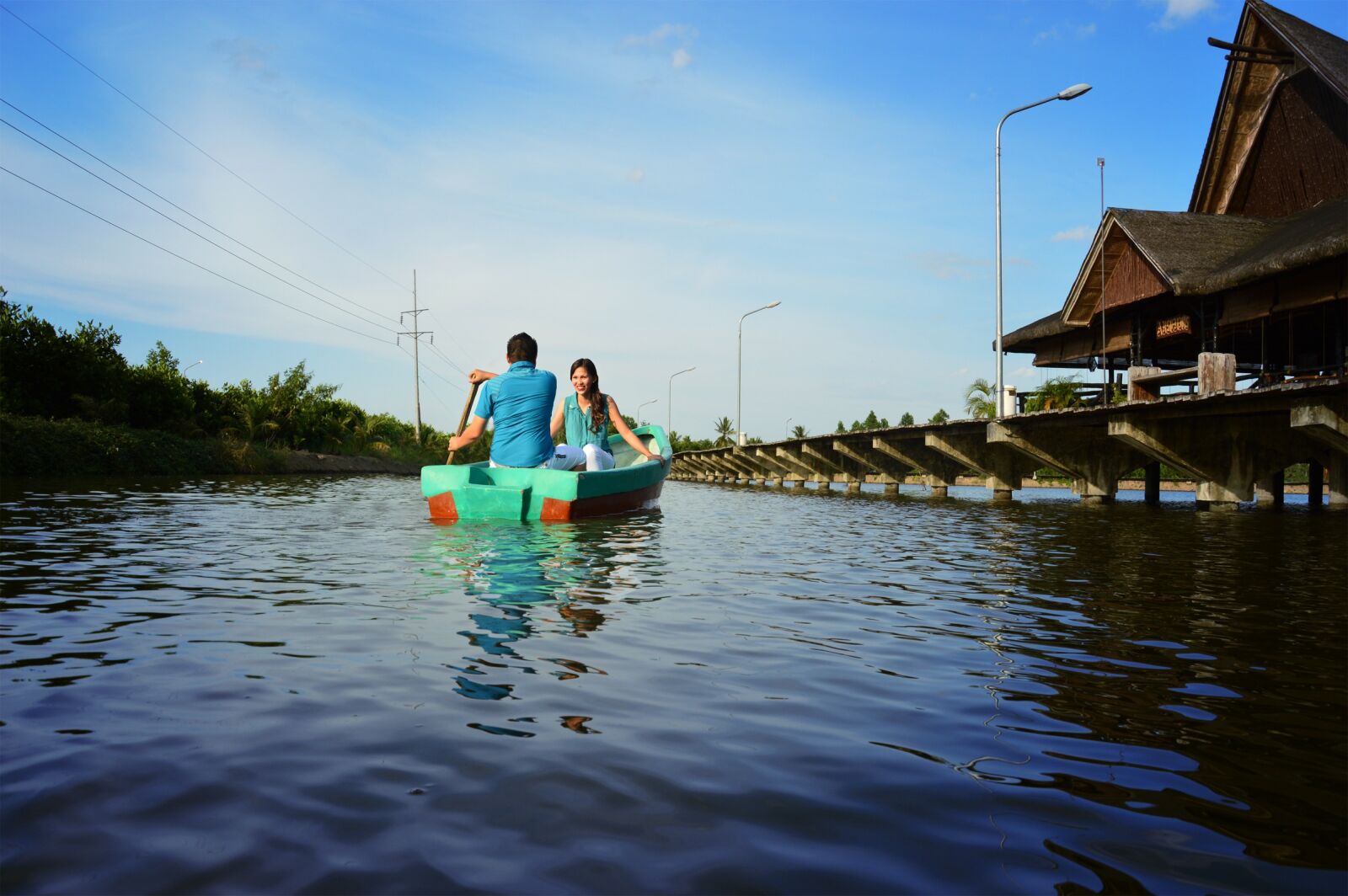 Nikon D3200 sample photo. Couple, romance, relationship photography