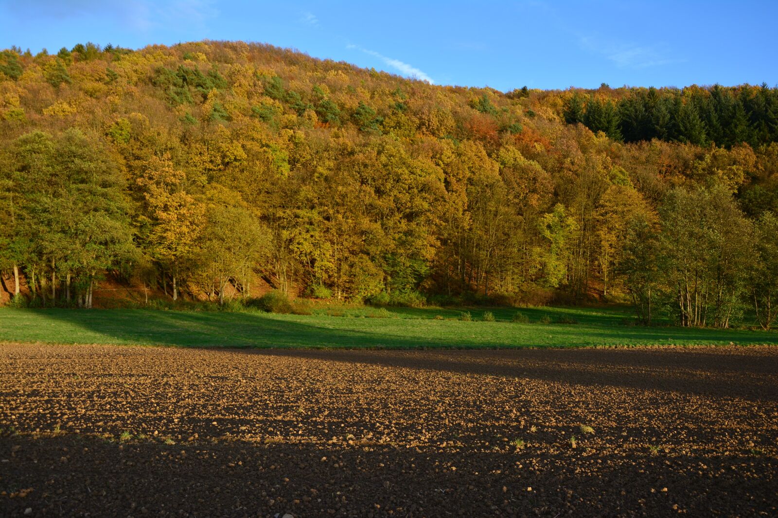 Nikon D5200 sample photo. Arable, ackerfurchen, agriculture photography