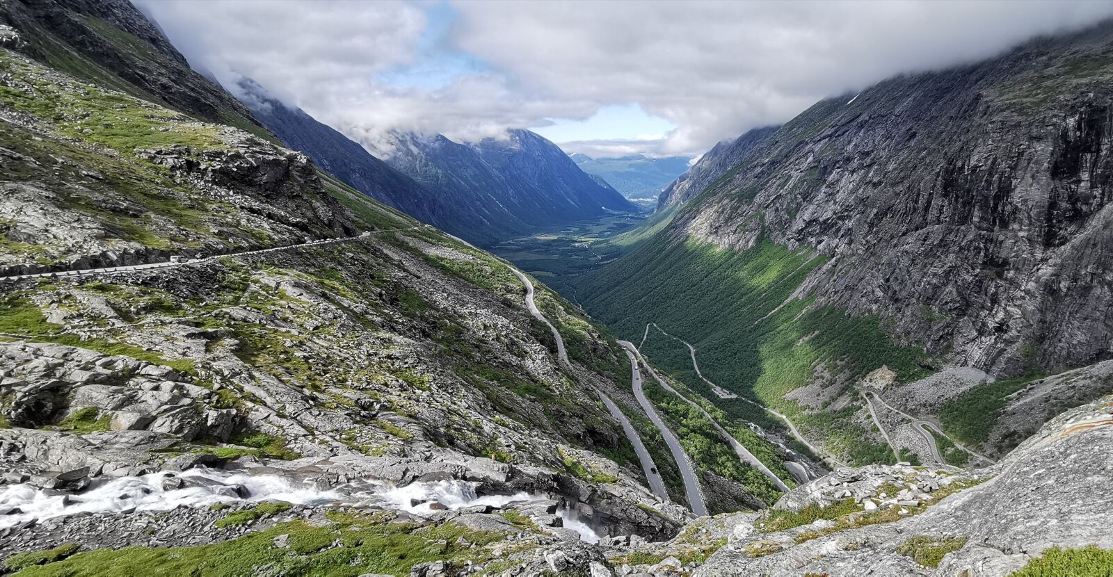 HUAWEI P30 sample photo. Norway, trollstigen, road photography