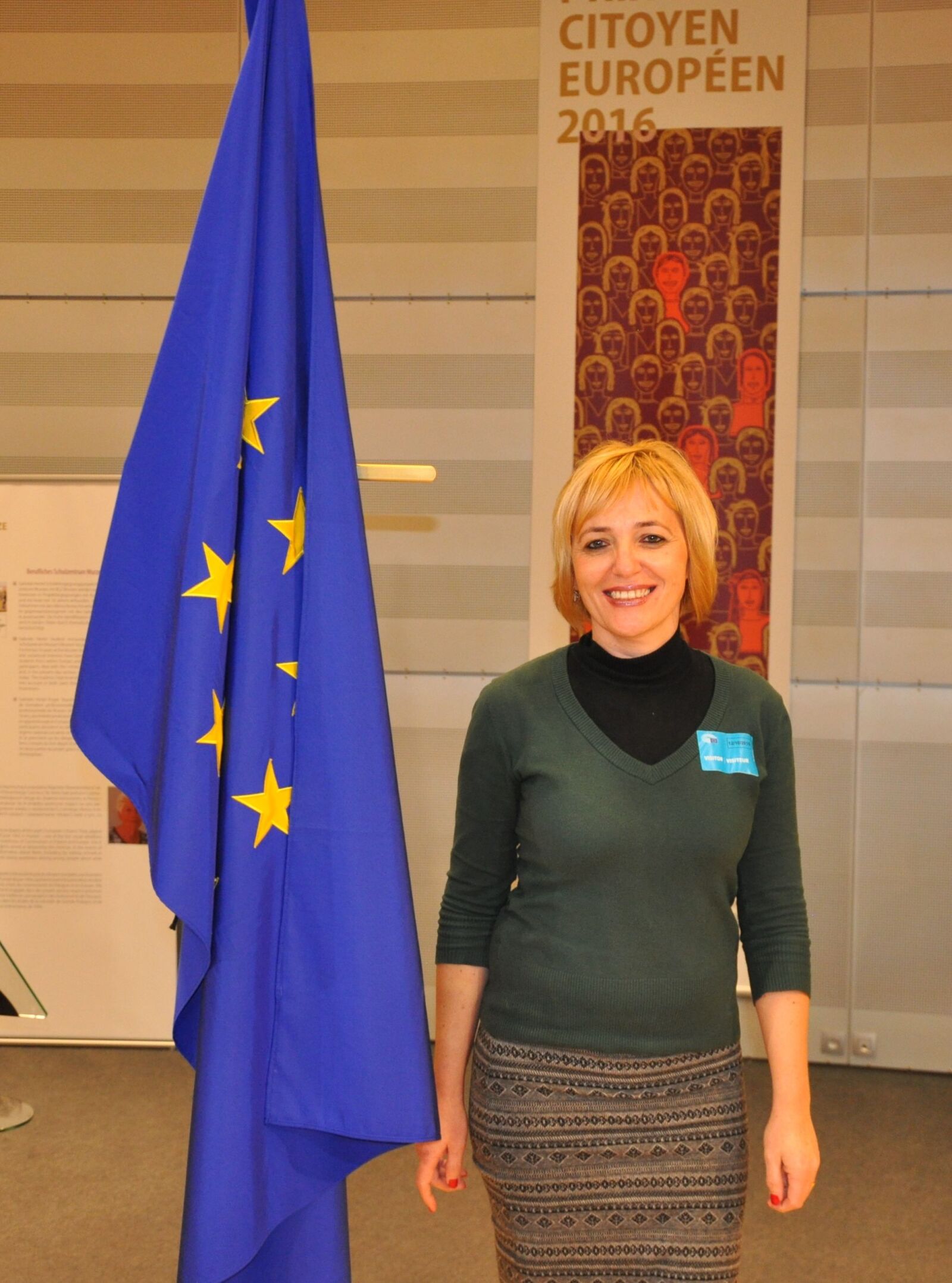 Nikon D5000 sample photo. Nice, smile, european lady photography