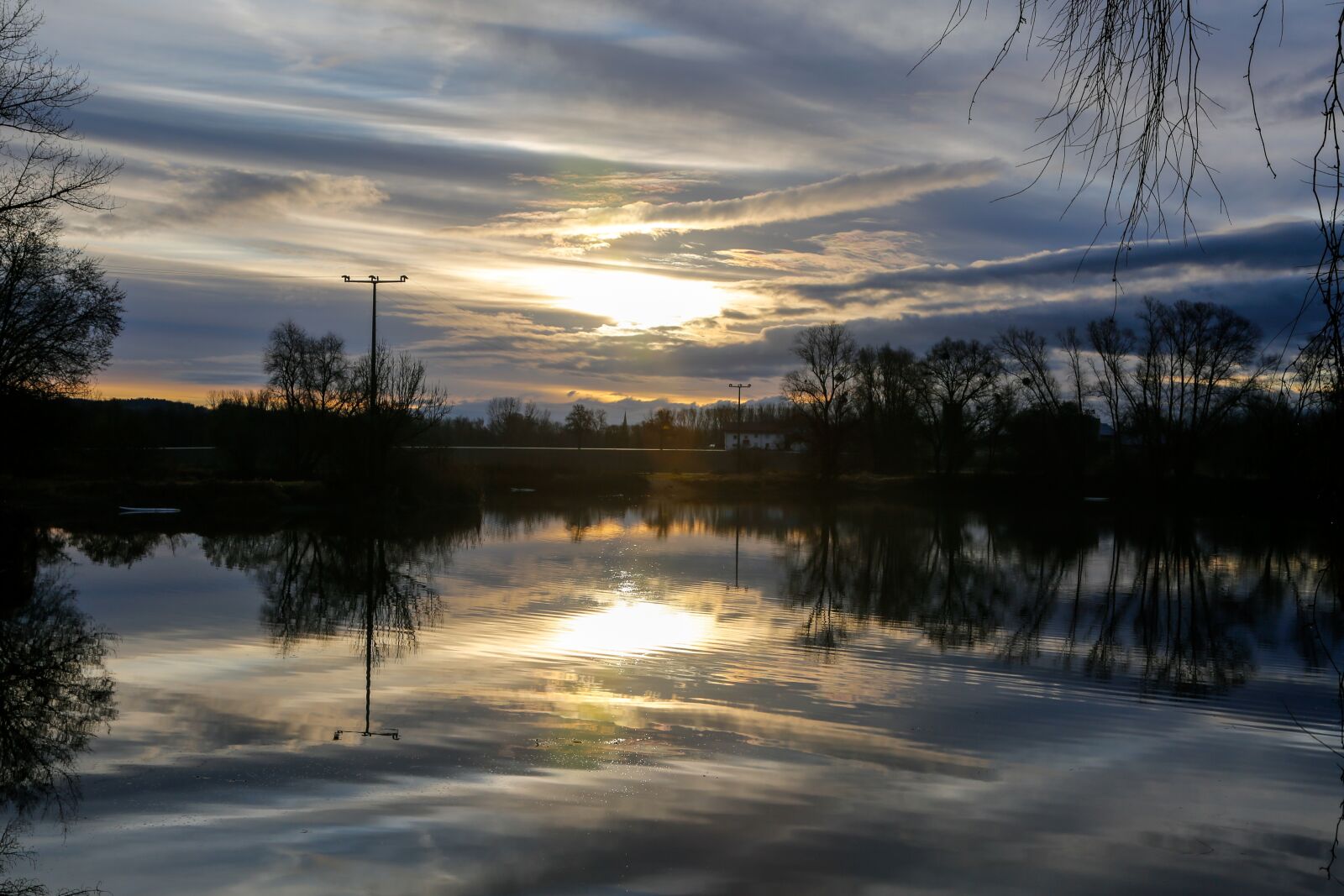 Canon EF 24-105mm F4L IS USM sample photo. Morning, sunrise, lake photography