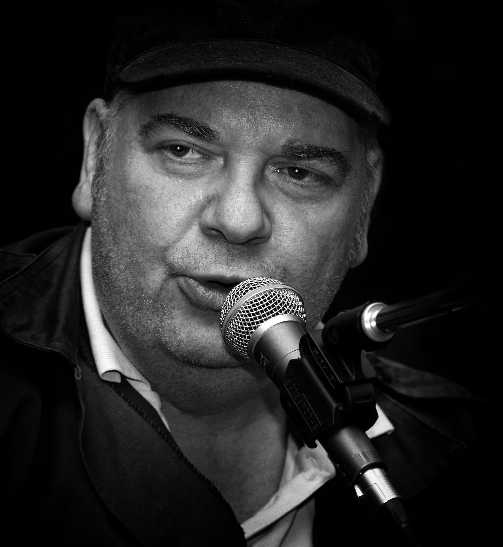 Canon EOS 7D sample photo. Singer, music, concert photography