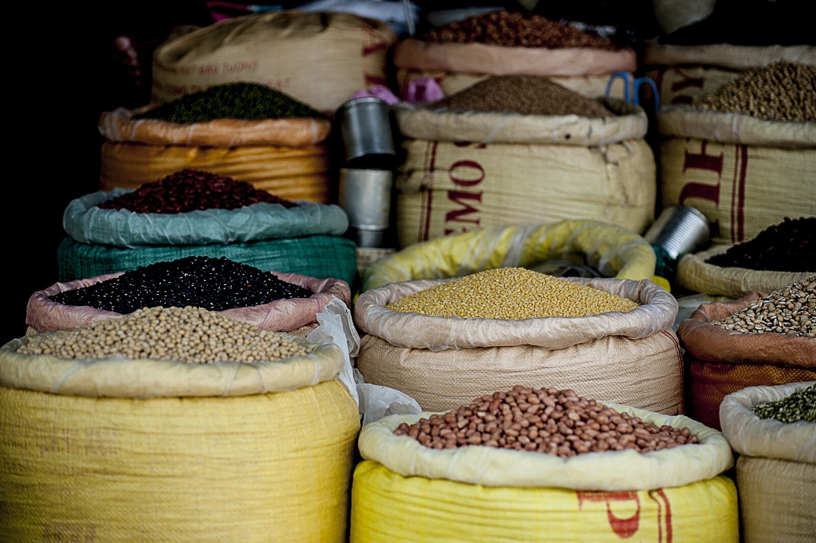 Nikon D700 sample photo. Beans, legumes, food photography