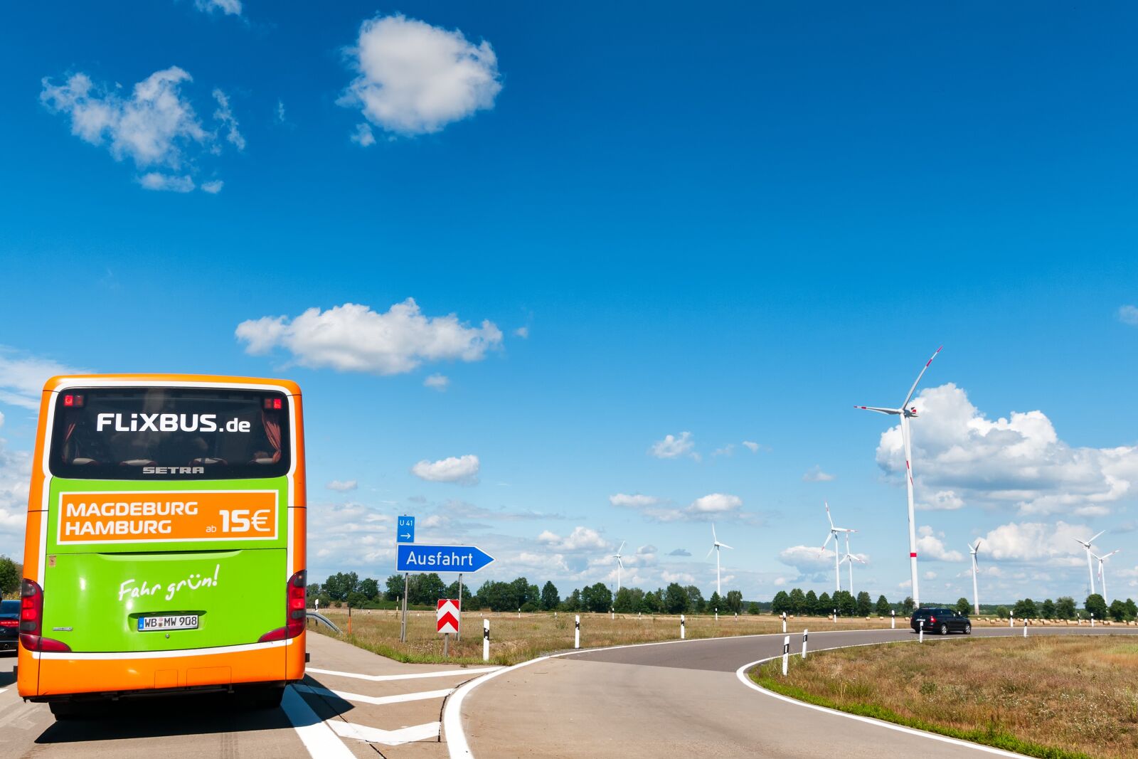 Nikon D300S sample photo. Flixbus, highway, germany photography
