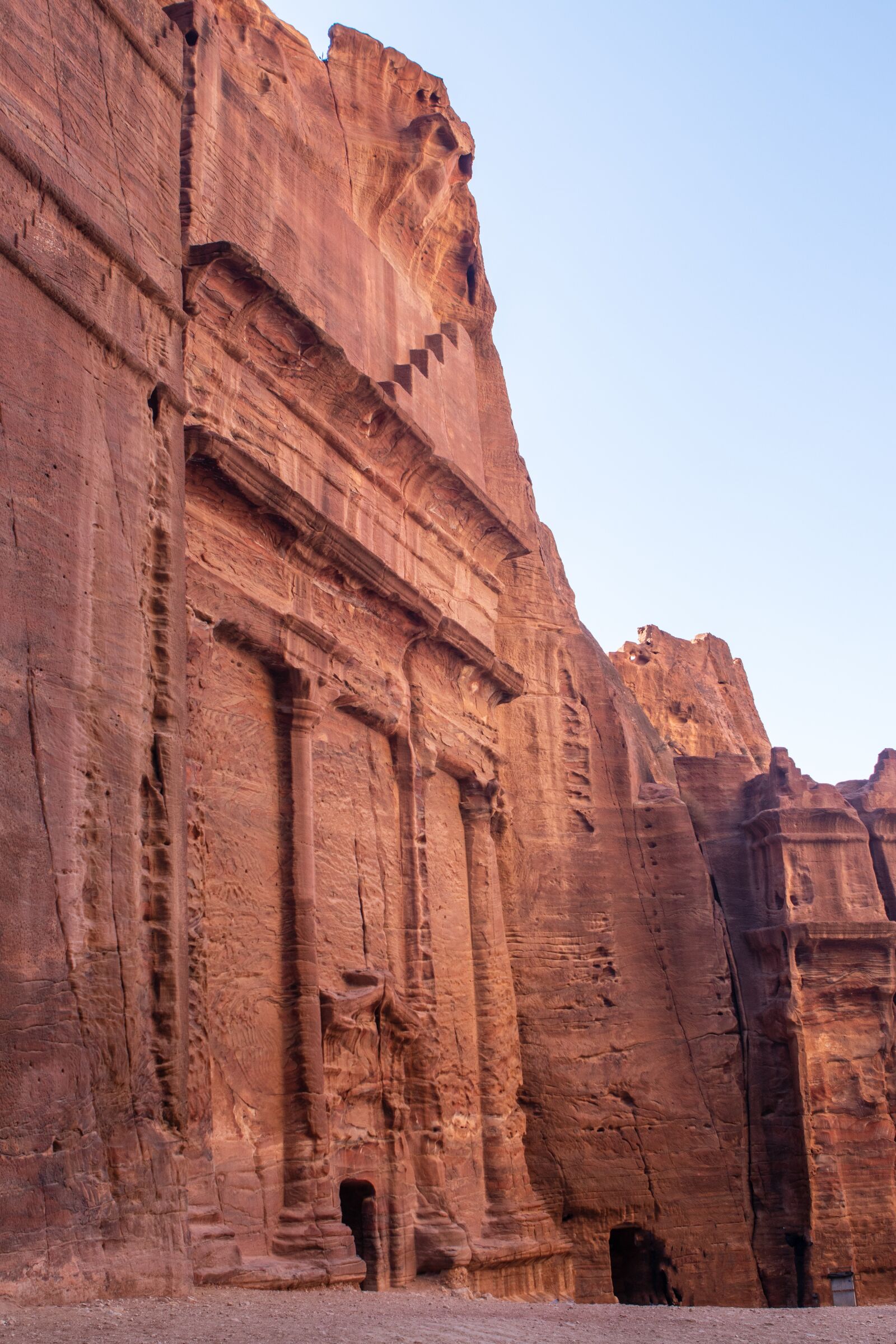 Canon EOS 200D (EOS Rebel SL2 / EOS Kiss X9) sample photo. Petra, ruins, stone photography