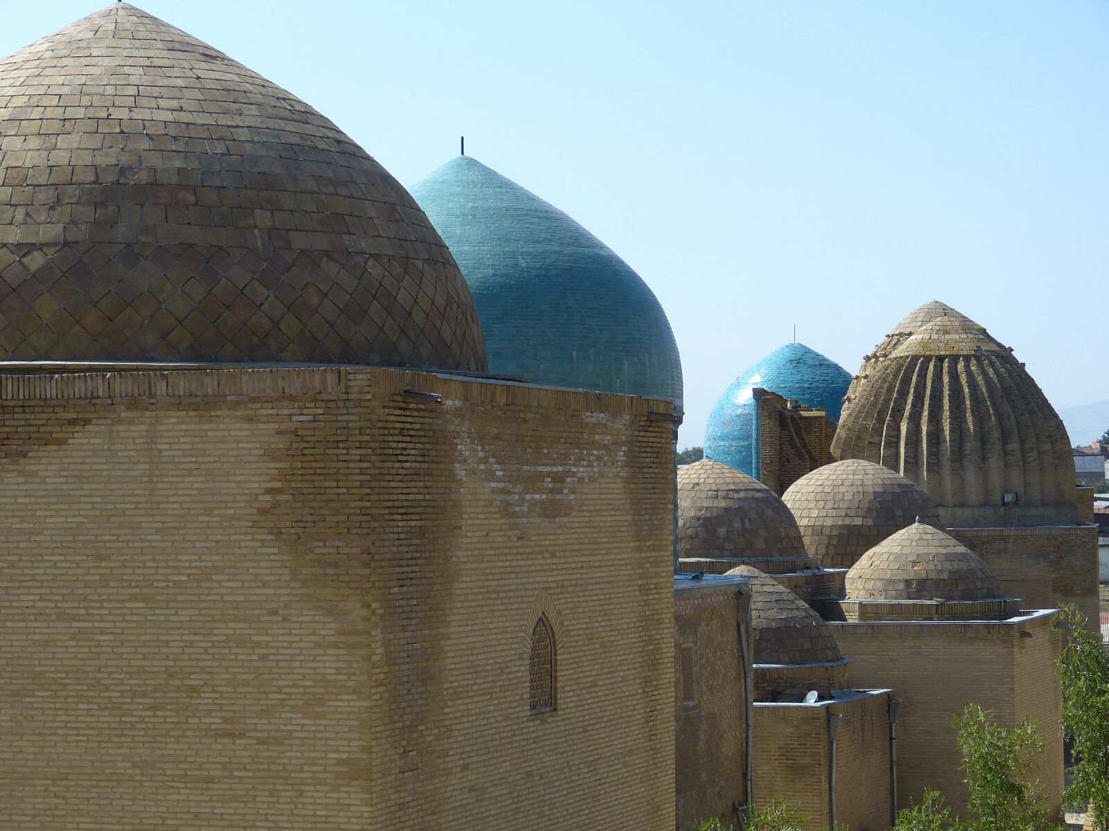 Panasonic Lumix DMC-FZ150 sample photo. Shohizinda, necropolis, samarkand photography