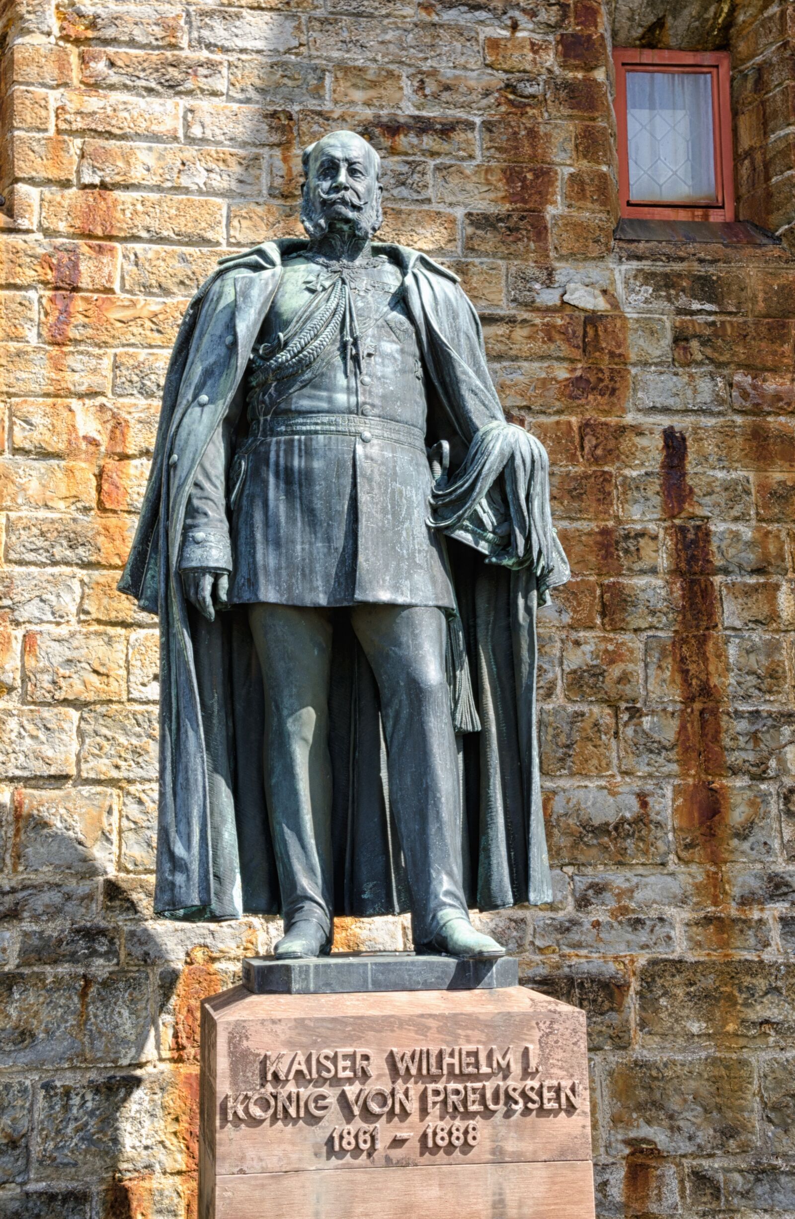 Nikon D5100 sample photo. Statue, sculpture, travel photography
