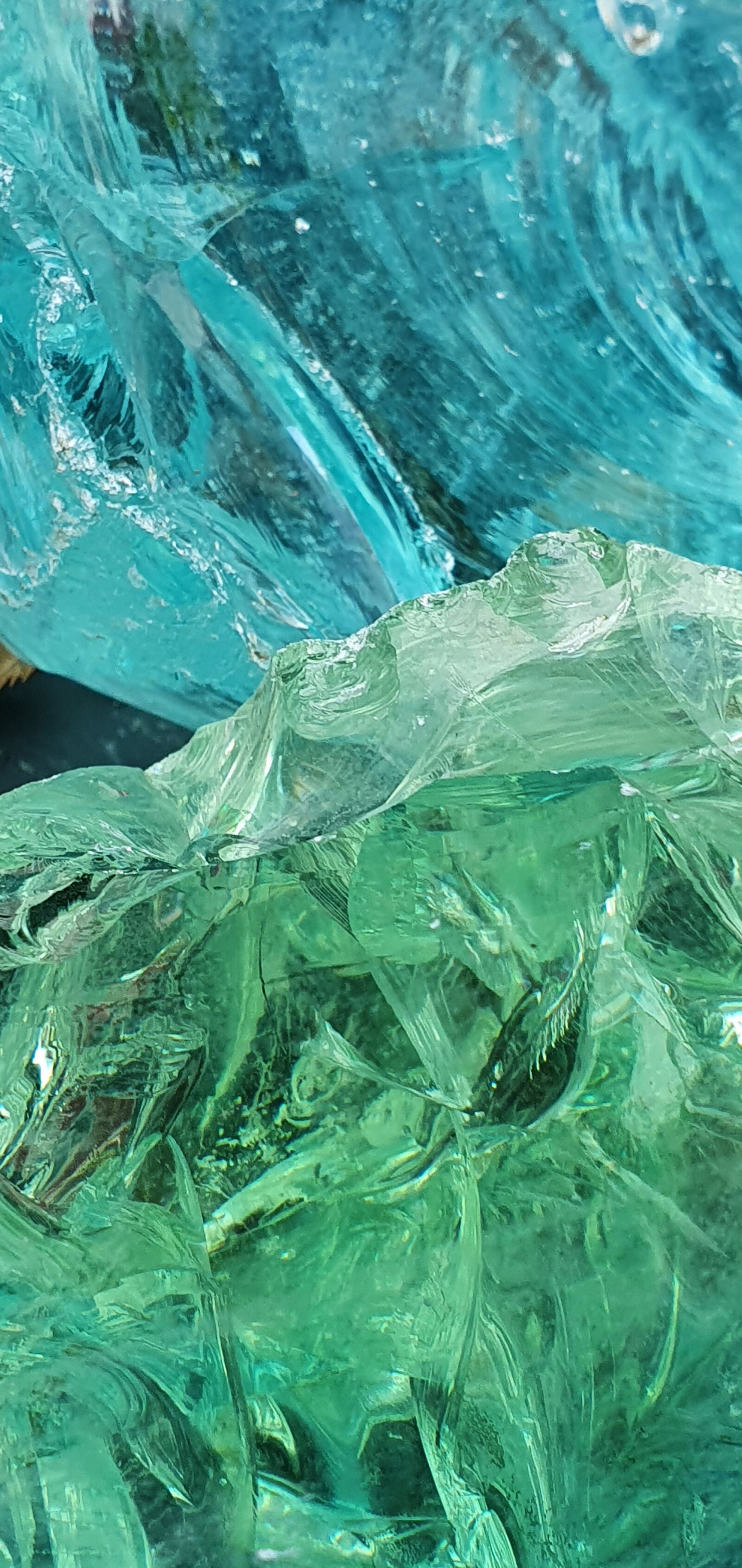 Samsung SM-G975F sample photo. Glass block, blue, green photography