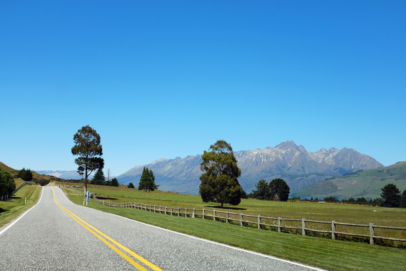 Fujifilm X100T sample photo. Road, landscape, nature photography