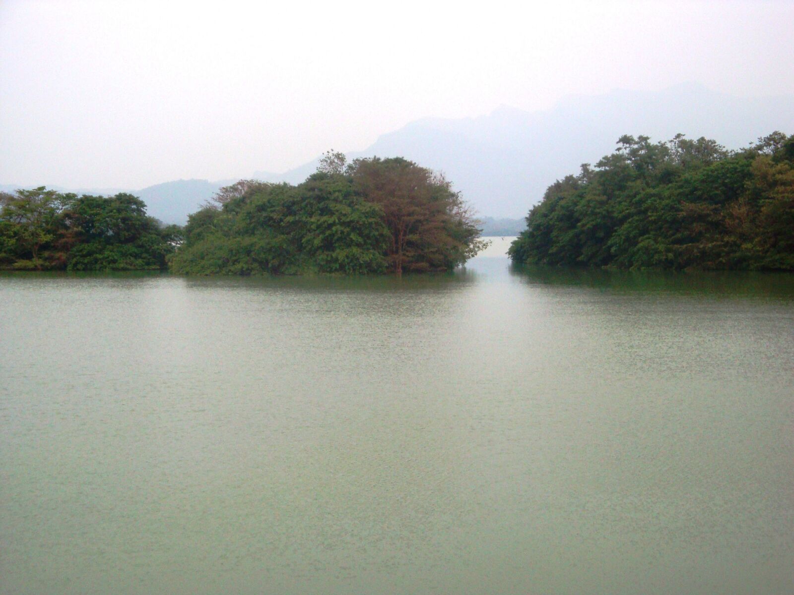 Sony Cyber-shot DSC-W150 sample photo. Lake, water, dam photography