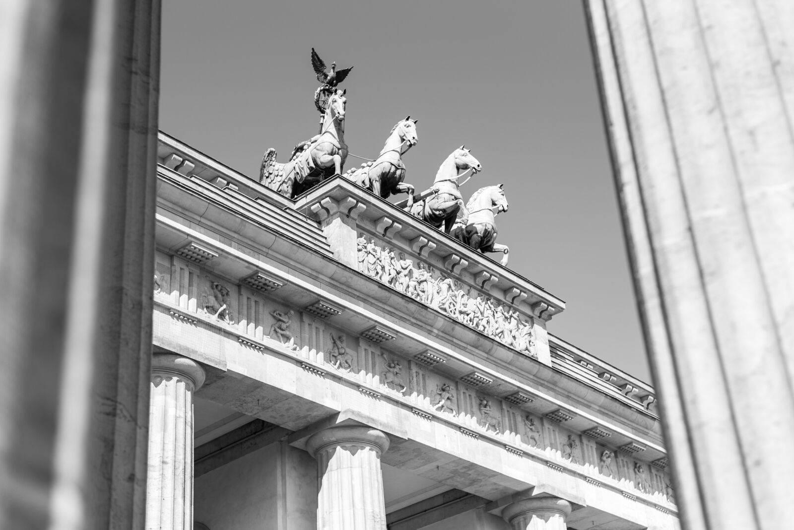 Nikon D750 sample photo. Brandenburg gate, quadriga, berlin photography