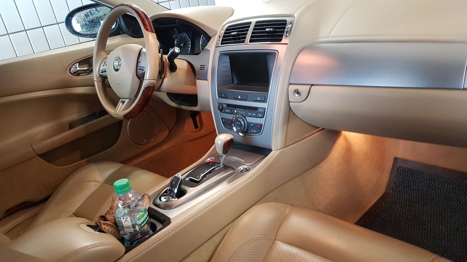 Samsung Galaxy S7 Edge sample photo. Jaguar, interior, vehicle photography
